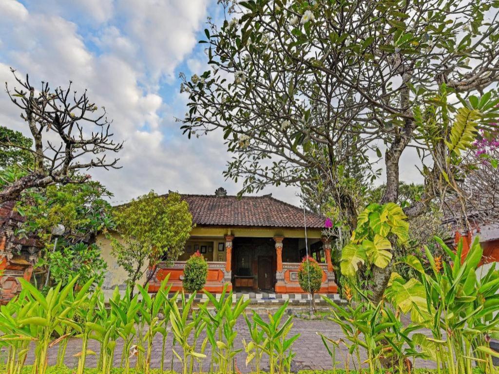 אובוד Oyo 91503 Hotel Gedong Ayu Near Sanur מראה חיצוני תמונה