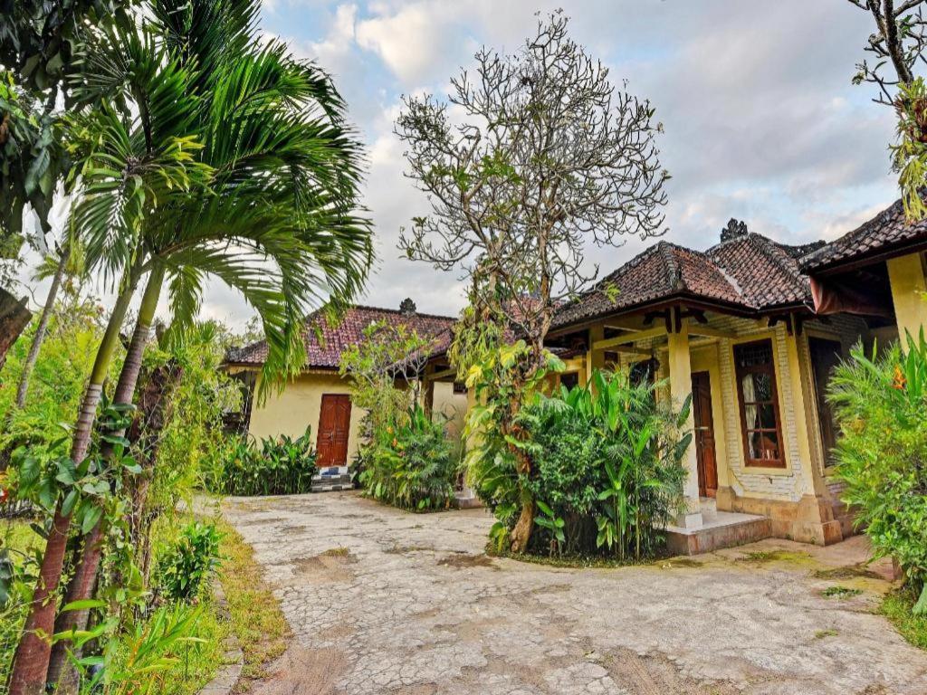 אובוד Oyo 91503 Hotel Gedong Ayu Near Sanur מראה חיצוני תמונה